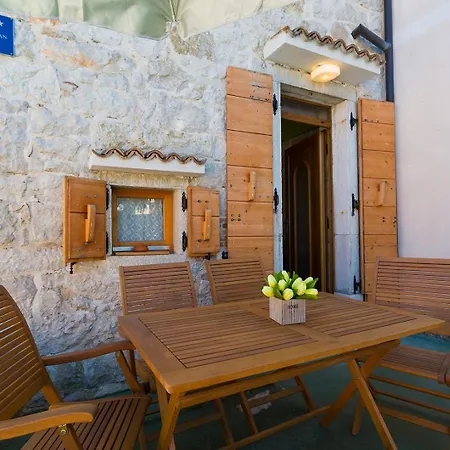 Stone House Ana Holiday home