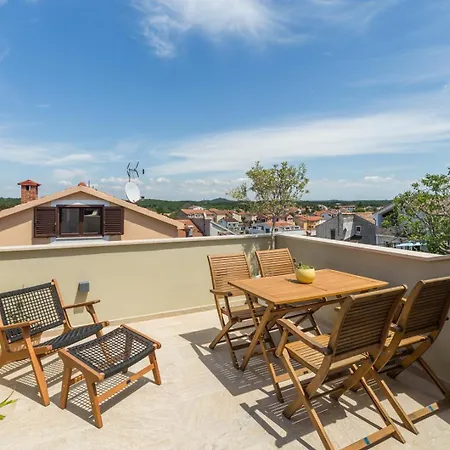 Stone House Ana Holiday home Funtana
