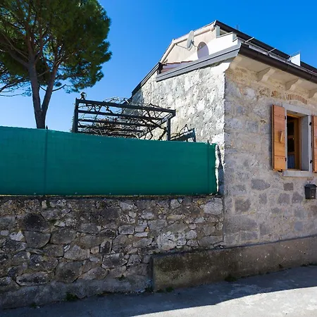 Stone House Ana *